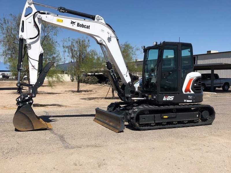 mini excavator in Tampa, FL